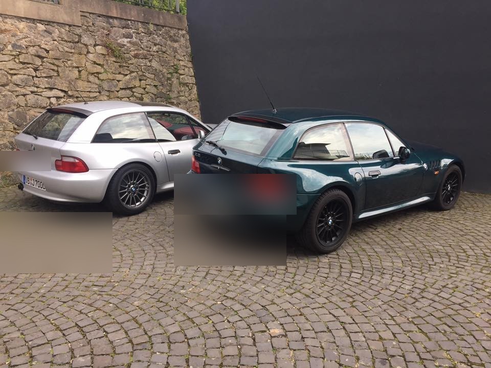 Zwei BMW Z3 Coupés